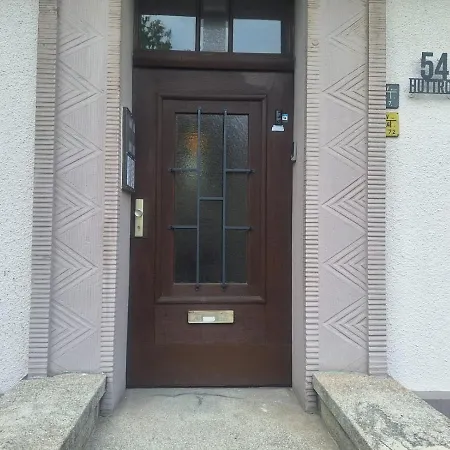 Mit Balkon 7 에센