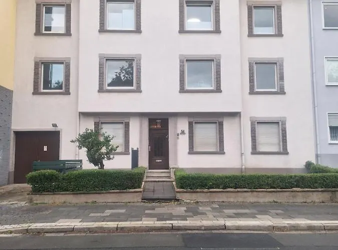 Mit Balkon 7 에센